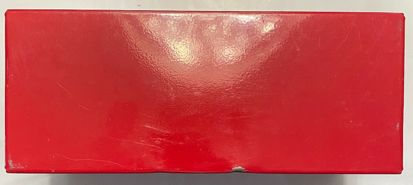 NORTH SAFTEY HONEYWELL GROUP LOCK BOX GLB03 RED STEEL LOCKOUT BOX FOR 13 LOCKS