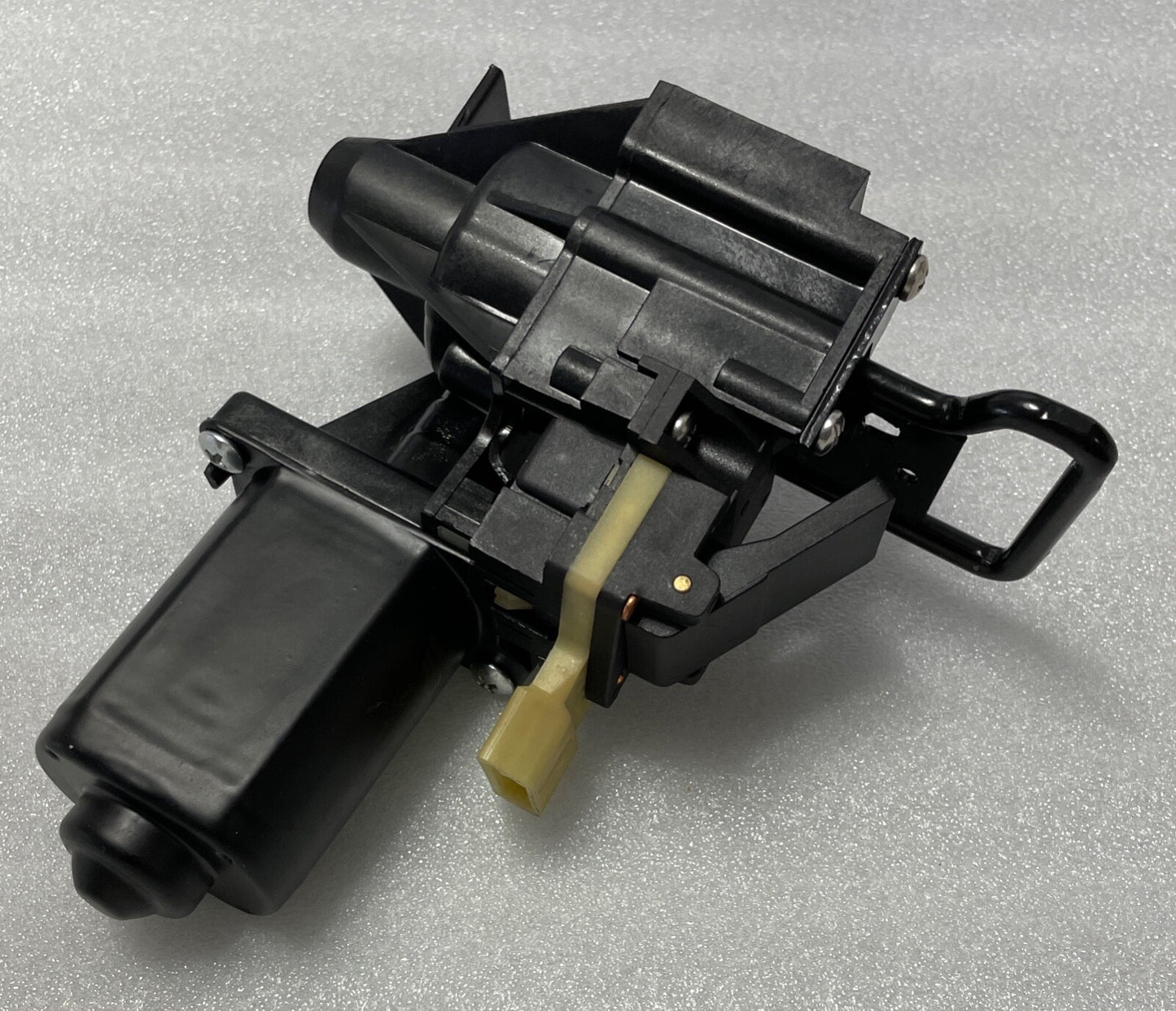 DORMAN 747-002 TRUNK LID PULL DOWN MOTOR OE SOLUTIONS 10468 19014 NEW