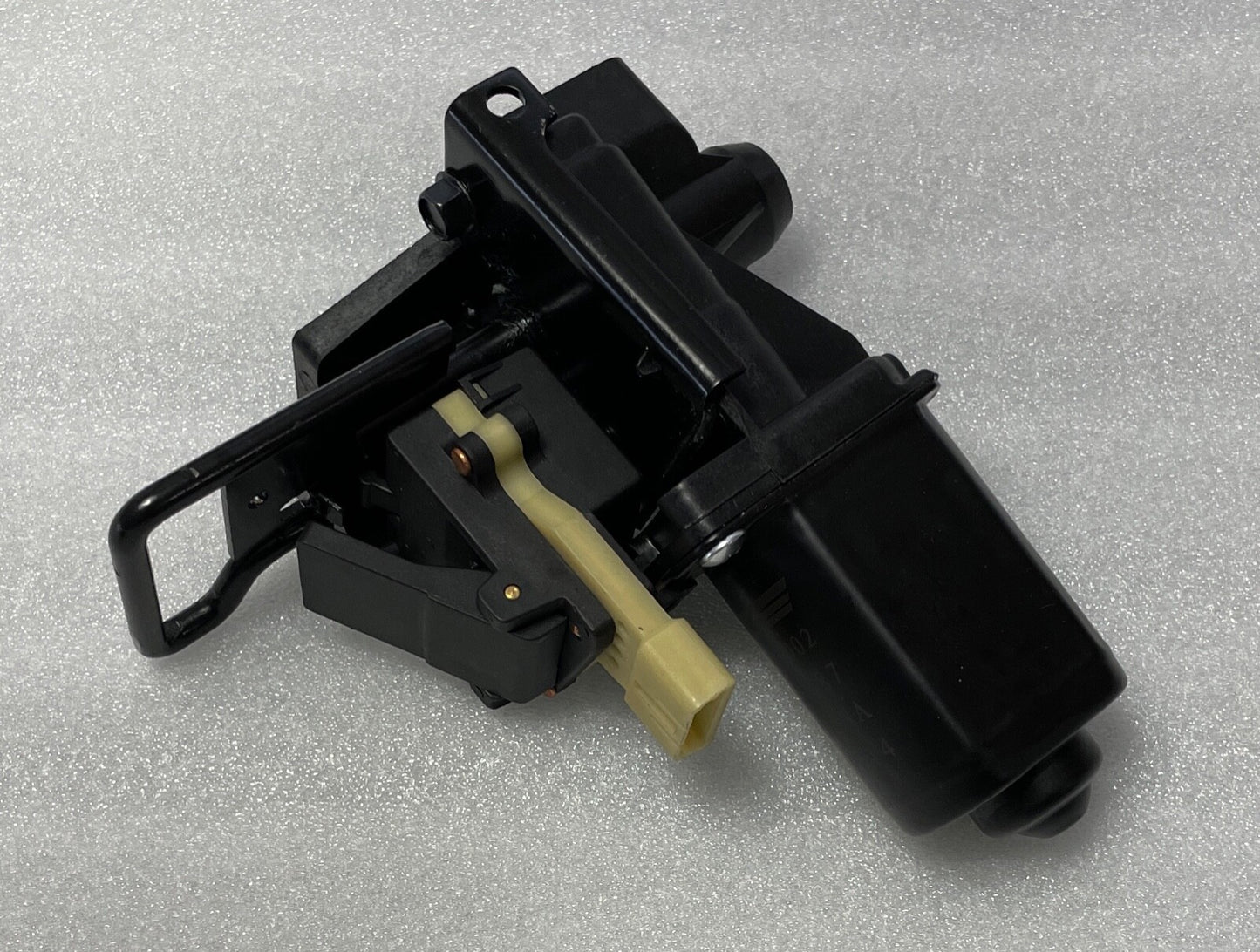 DORMAN 747-002 TRUNK LID PULL DOWN MOTOR OE SOLUTIONS 10468 19014 NEW